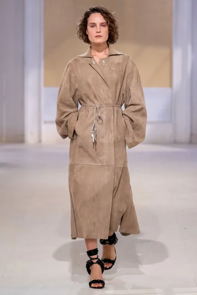 Look 31
